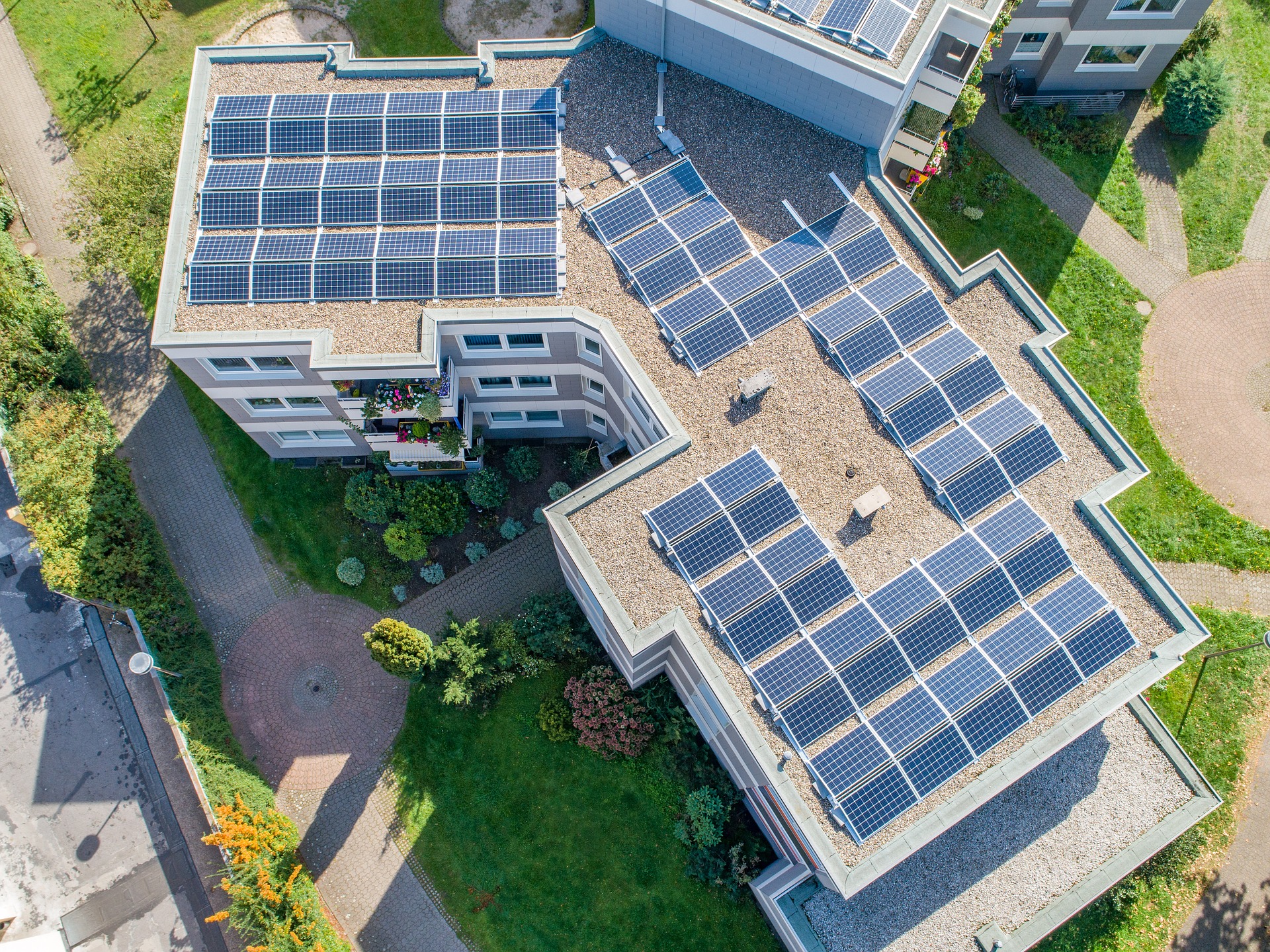 Fotovoltaik-Strategie der Bundesregierung schnell umsetzen fordert vzbv
